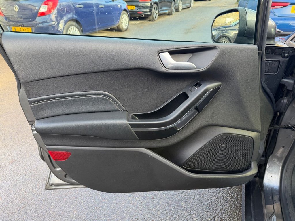 Used Ford Fiesta 2018 for sale - 76740700: Photo 36