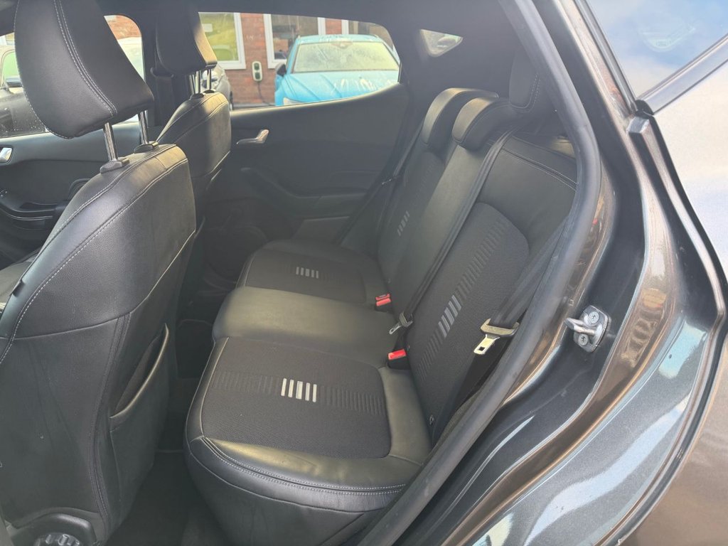 Used Ford Fiesta 2018 for sale - 76740700: Photo 41