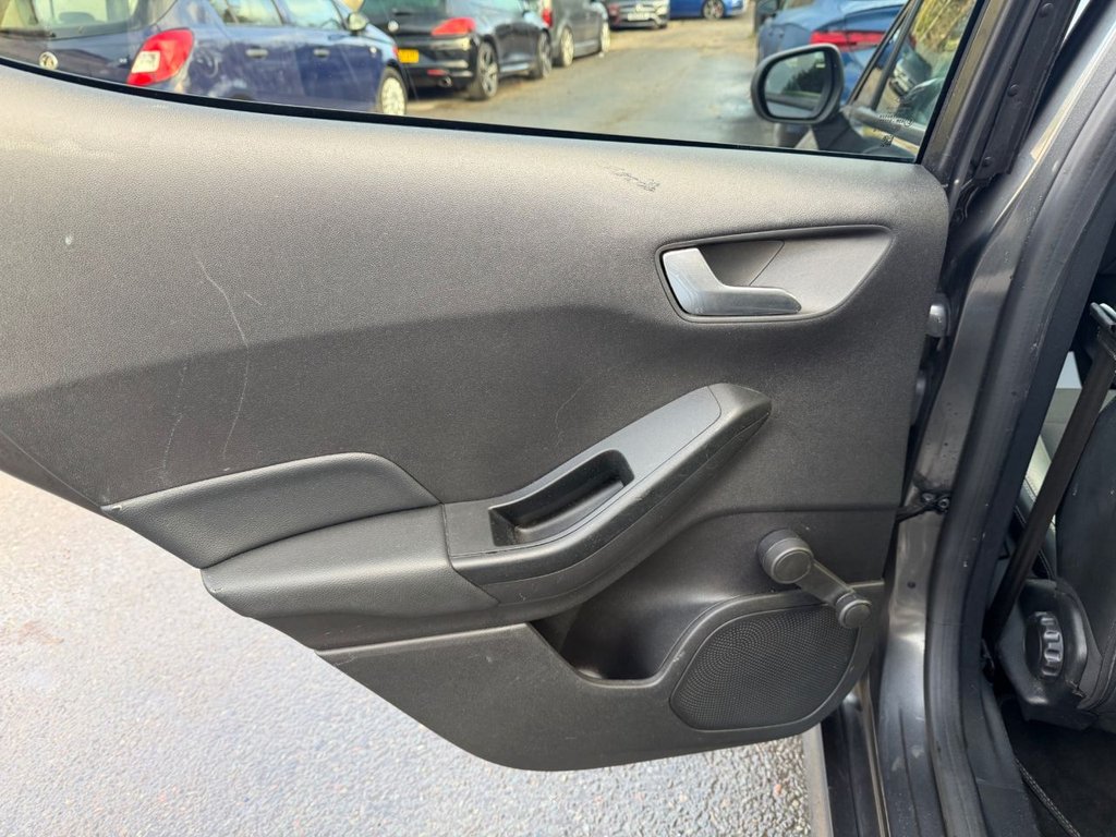 Used Ford Fiesta 2018 for sale - 76740700: Photo 42