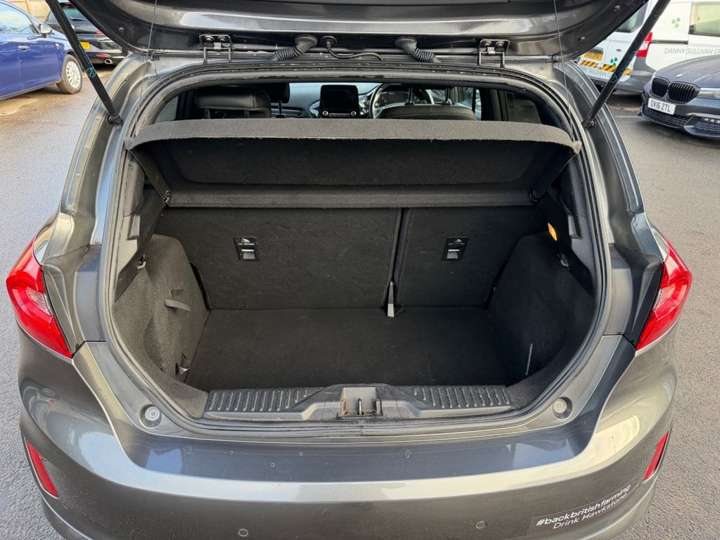 Used Ford Fiesta 2018 for sale - 76740700: Photo 45