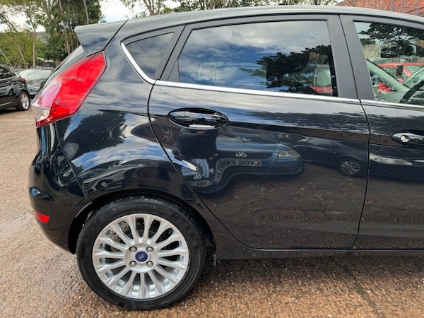 Used Ford Fiesta 2014 for sale - 76261009: Photo 22