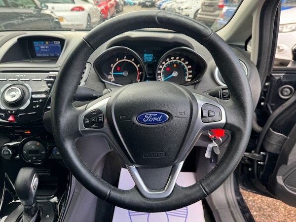 Used Ford Fiesta 2014 for sale - 76261009: Photo 26