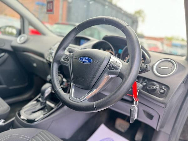 Used Ford Fiesta 2014 for sale - 76261009: Photo 3