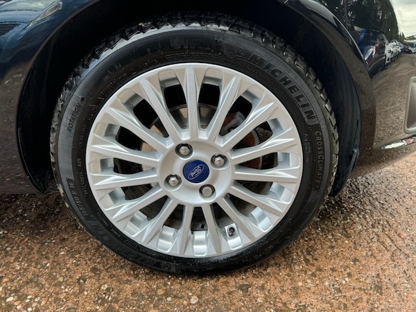 Used Ford Fiesta 2014 for sale - 76261009: Photo 46