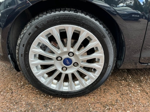 Used Ford Fiesta 2014 for sale - 76261009: Photo 48