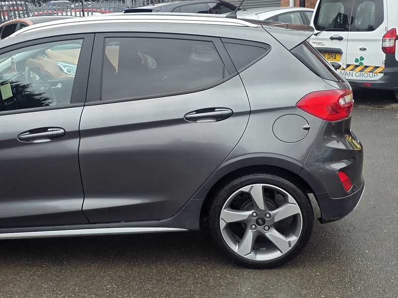 Used Ford Fiesta 2018 for sale - 77616011: Photo 17