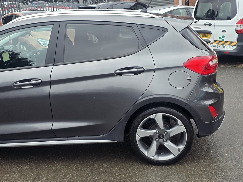 Used Ford Fiesta 2018 for sale - 77616011: Photo 19
