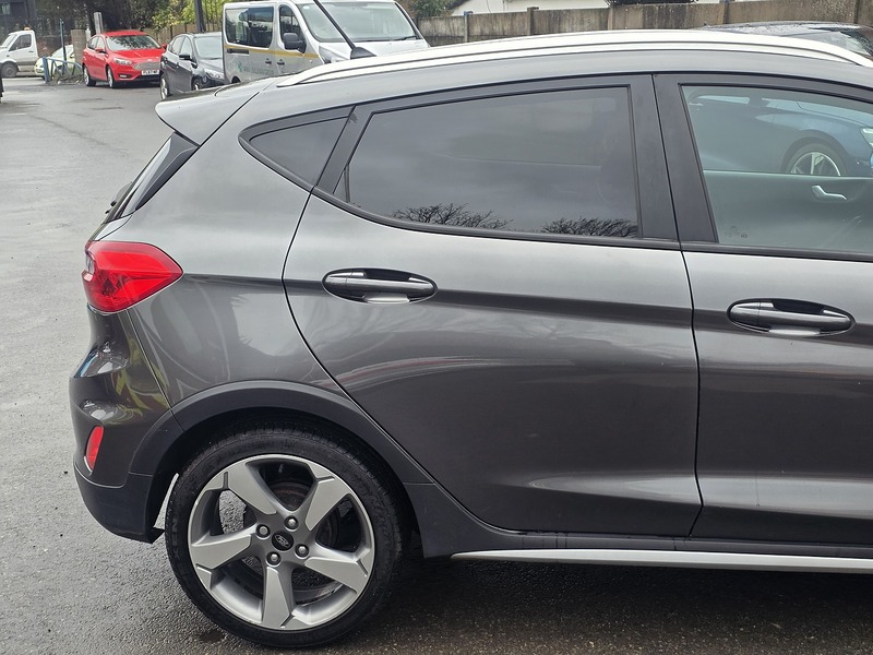 Used Ford Fiesta 2018 for sale - 77616011: Photo 9