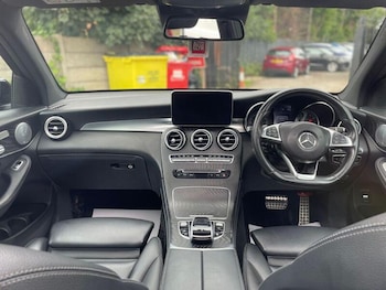 Used Mercedes-Benz GLC 2019 for sale - 77276941: Photo