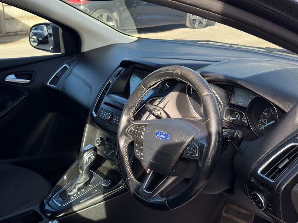 Used Ford Focus 2017 for sale - 76386630: Photo 3