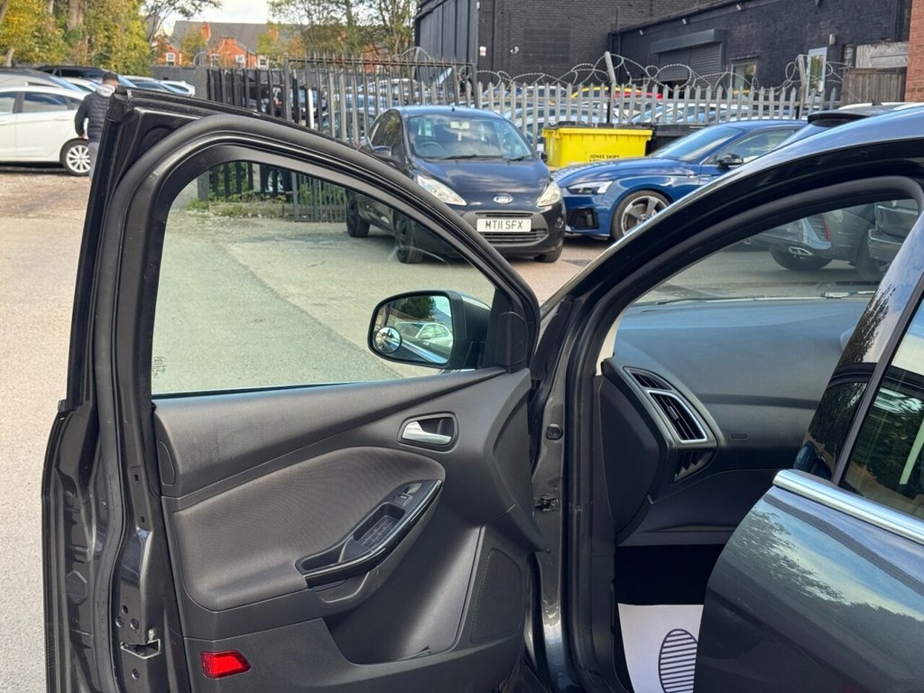 Used Ford Focus 2017 for sale - 76386630: Photo 41