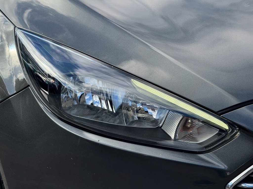 Used Ford Focus 2017 for sale - 76386630: Photo 42