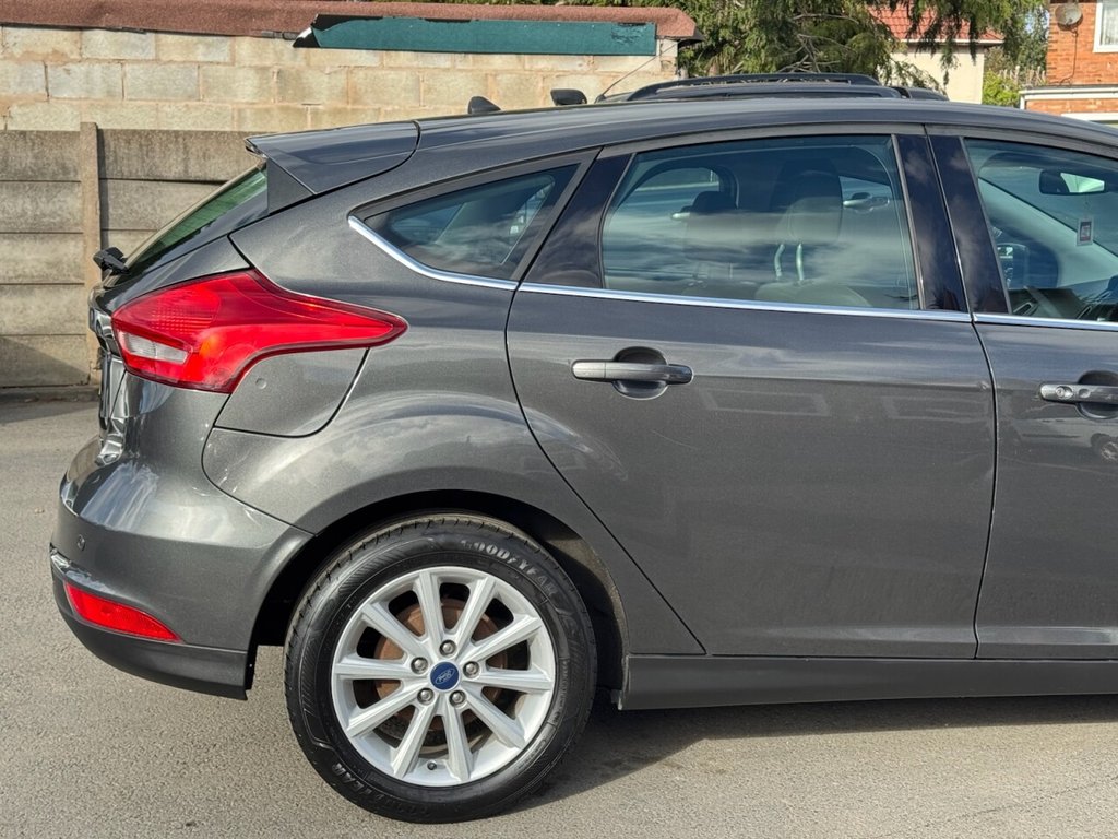 Used Ford Focus 2017 for sale - 76386630: Photo 8