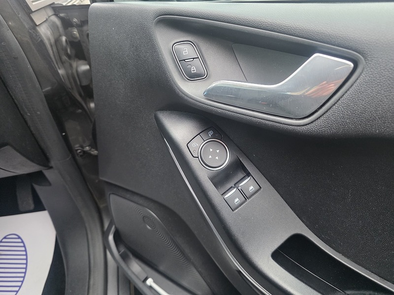 Used Ford Fiesta 2017 for sale - 77418329: Photo 30