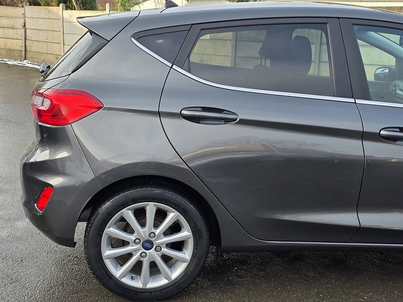 Used Ford Fiesta 2017 for sale - 77418329: Photo 8