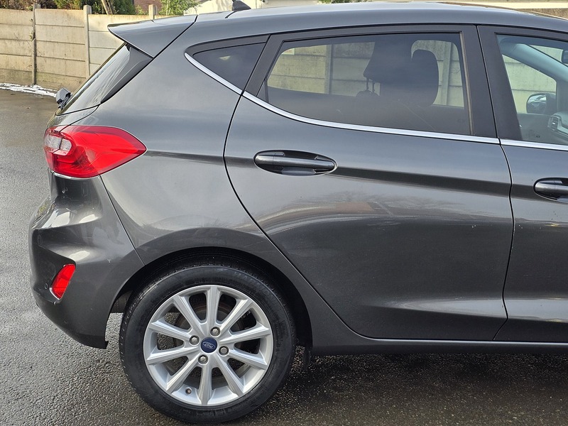 Used Ford Fiesta 2017 for sale - 77418329: Photo 9