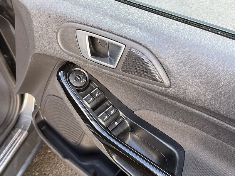 Used Ford Fiesta 2016 for sale - 77356861: Photo 50