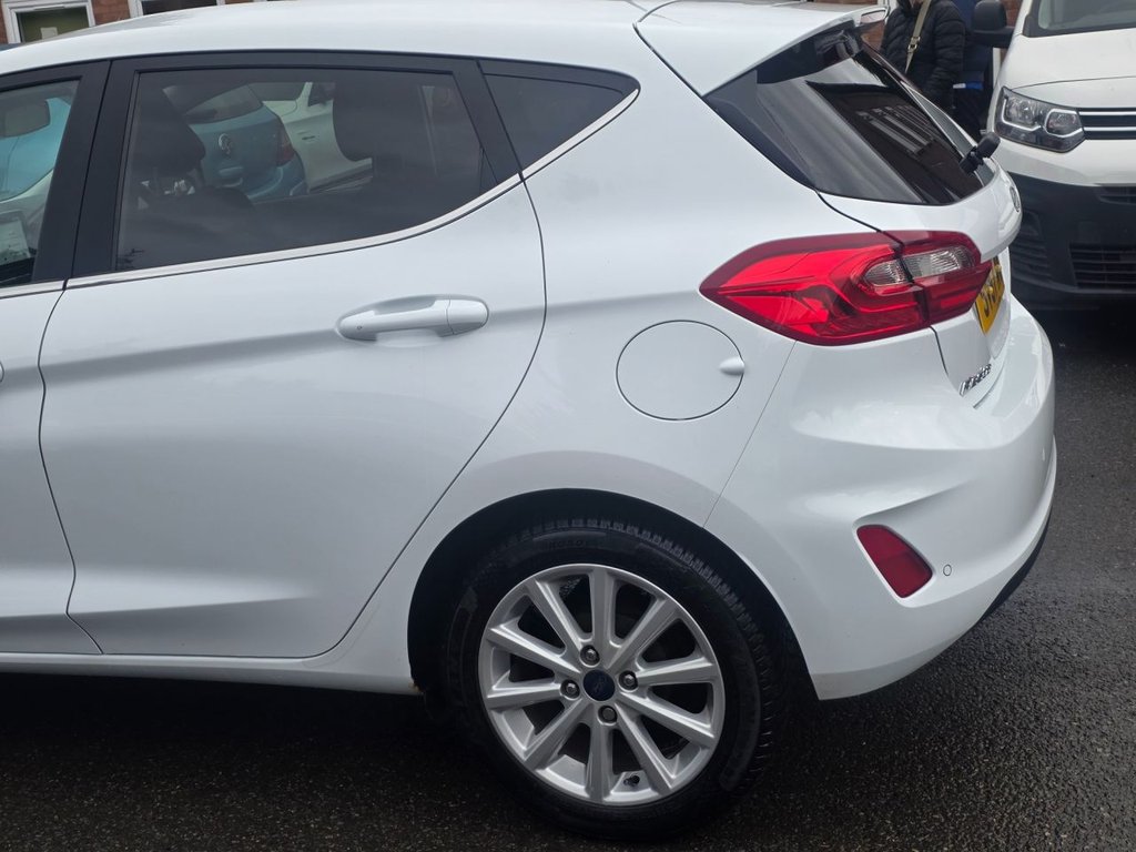 Used Ford Fiesta 2017 for sale - 76546636: Photo 18