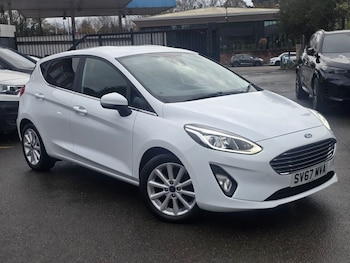 Used Ford Fiesta 2017 for sale - 76546636: Photo