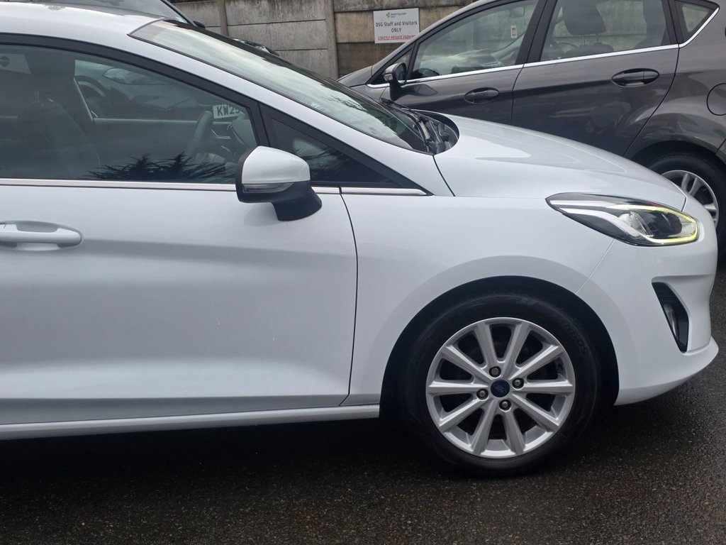 Used Ford Fiesta 2017 for sale - 76546636: Photo 5