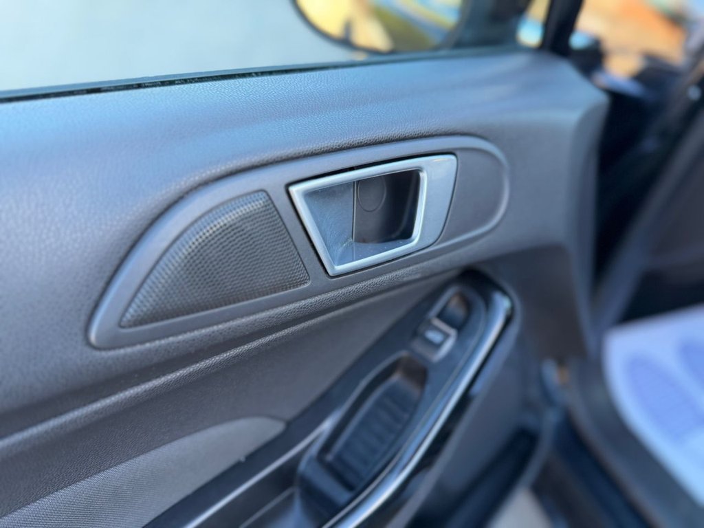 Used Ford Fiesta 2013 for sale - 76642671: Photo 25