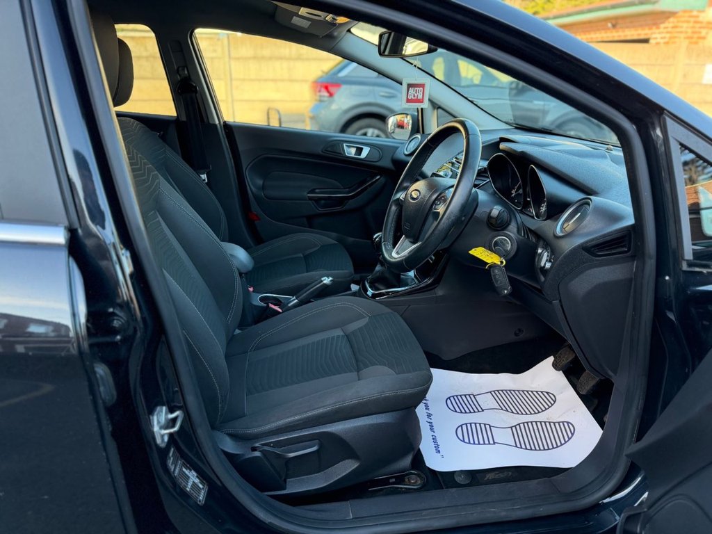 Used Ford Fiesta 2013 for sale - 76642671: Photo 26