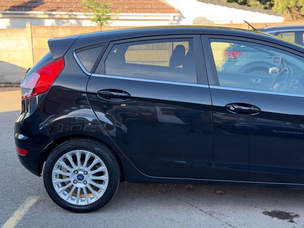 Used Ford Fiesta 2013 for sale - 76642671: Photo 7