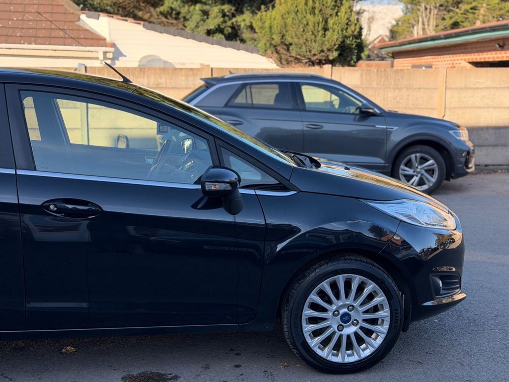 Used Ford Fiesta 2013 for sale - 76642671: Photo 8