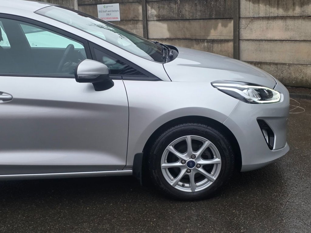 Used Ford Fiesta 2019 for sale - 76406509: Photo 4