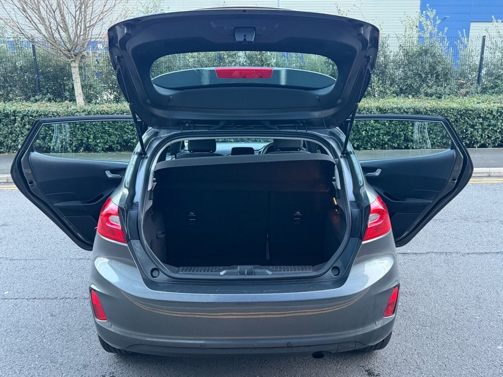 Used Ford Fiesta 2018 for sale - 76914725: Photo 18