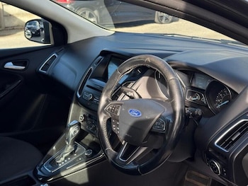 Used Ford Focus 2017 for sale - 77149411: Photo