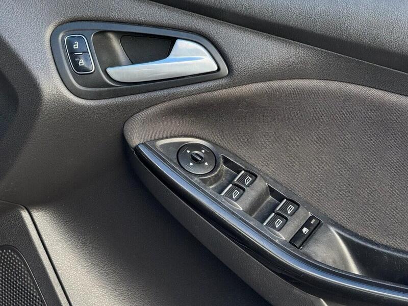 Used Ford Focus 2017 for sale - 77149411: Photo 45