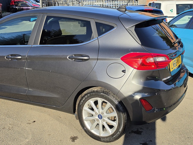 Used Ford Fiesta 2018 for sale - 77937489: Photo 17