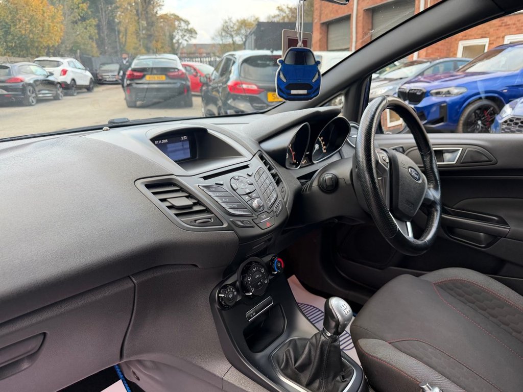 Used Ford Fiesta 2016 for sale - 76820259: Photo 32