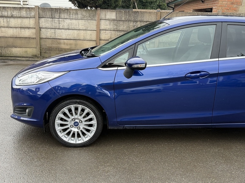 Used Ford Fiesta 2014 for sale - 77365249: Photo 24