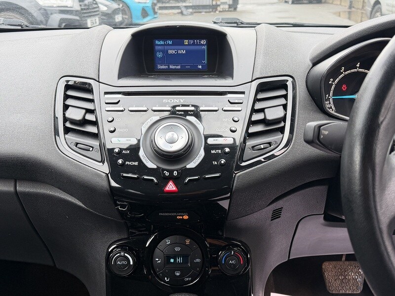 Used Ford Fiesta 2014 for sale - 77365249: Photo 31