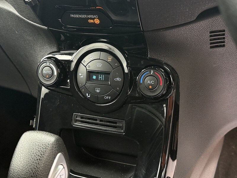 Used Ford Fiesta 2014 for sale - 77365249: Photo 35