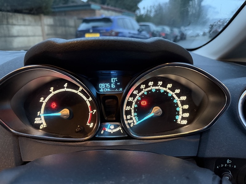 Used Ford Fiesta 2015 for sale - 77149330: Photo 27