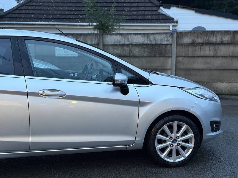 Used Ford Fiesta 2015 for sale - 77149330: Photo 8