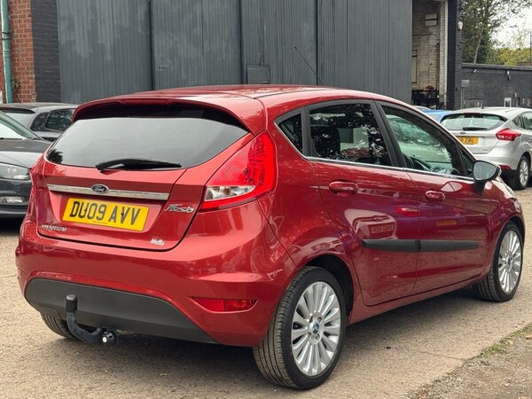 Used Ford Fiesta 2009 for sale - 76313031: Photo 10