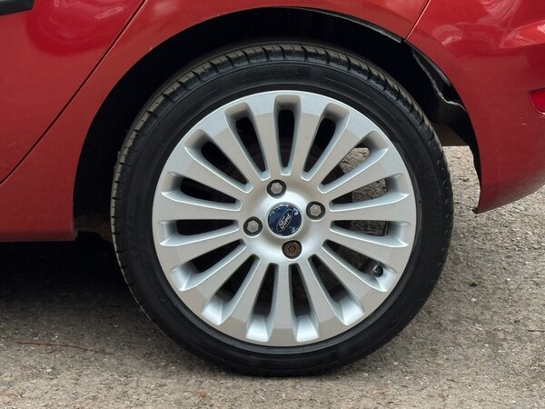 Used Ford Fiesta 2009 for sale - 76313031: Photo 42