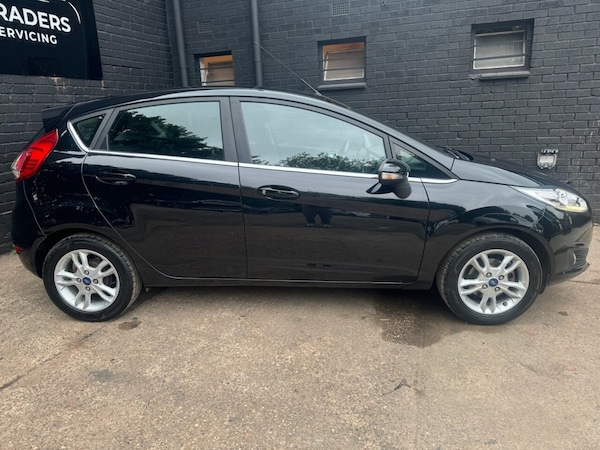 Used Ford Fiesta 2016 for sale - 76256195: Photo 8