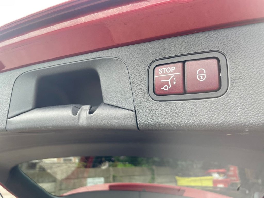 Used Mercedes-Benz GLC 2019 for sale - 76260997: Photo 13