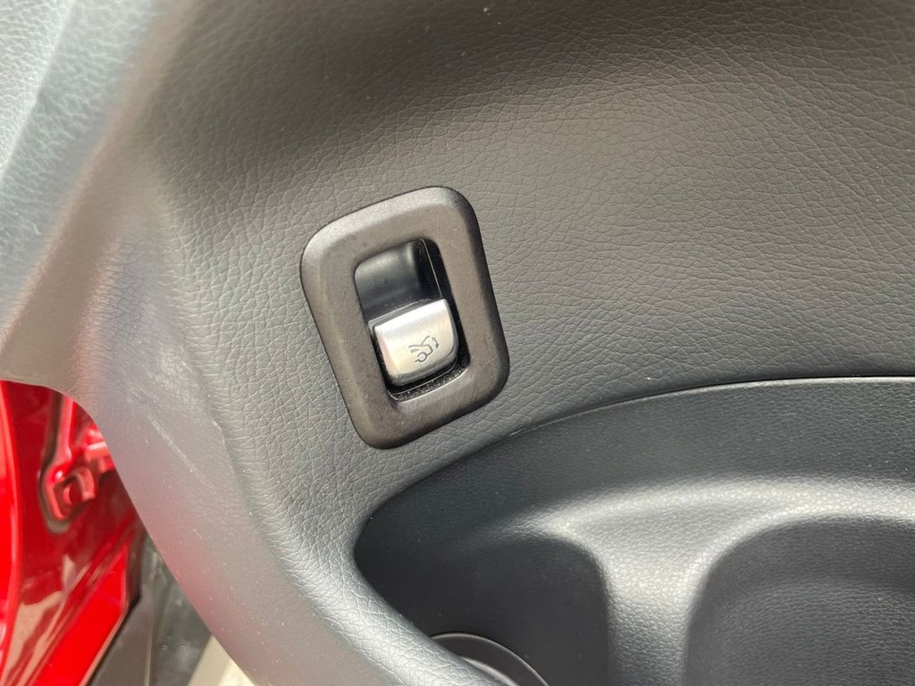 Used Mercedes-Benz GLC 2019 for sale - 76260997: Photo 32