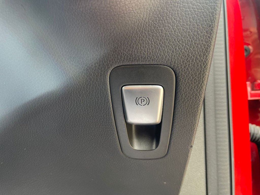 Used Mercedes-Benz GLC 2019 for sale - 76260997: Photo 35