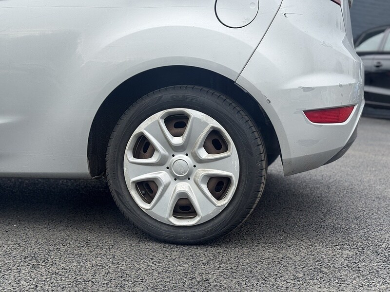 Used Ford Fiesta 2010 for sale - 77720676: Photo 12