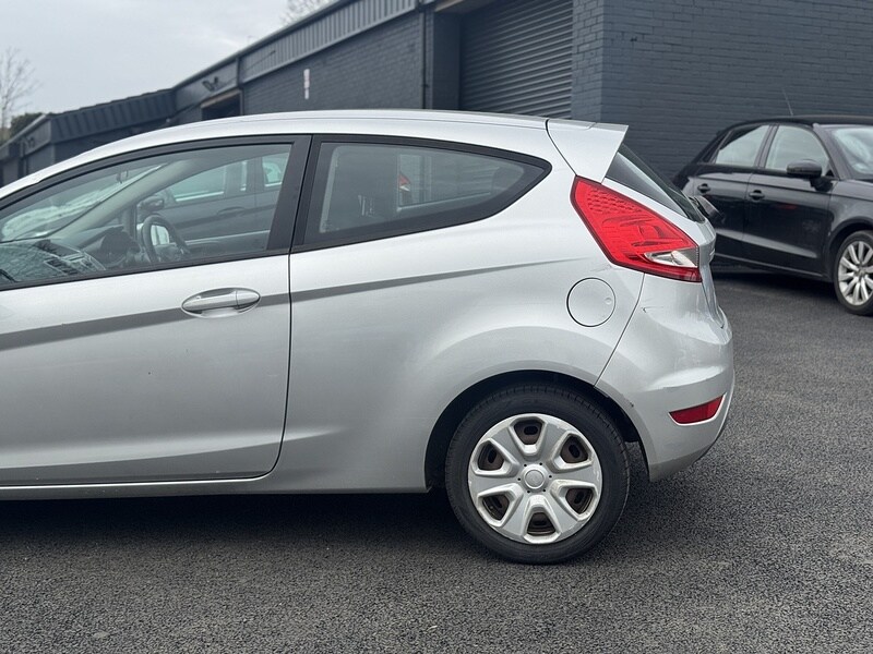 Used Ford Fiesta 2010 for sale - 77720676: Photo 13