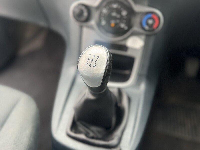 Used Ford Fiesta 2010 for sale - 77720676: Photo 23