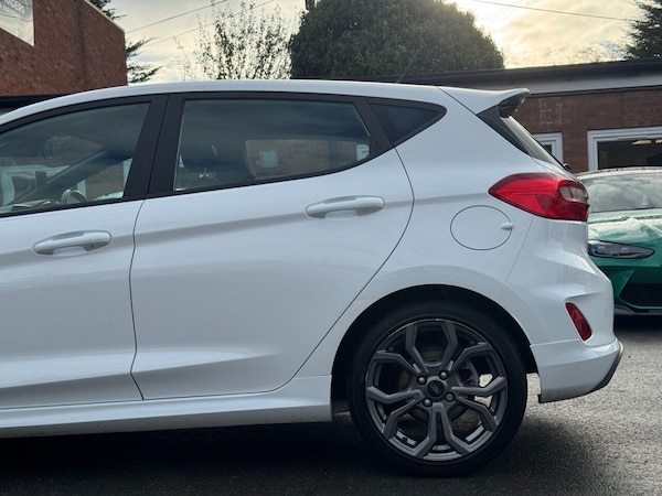 Used Ford Fiesta 2018 for sale - 76333792: Photo 13