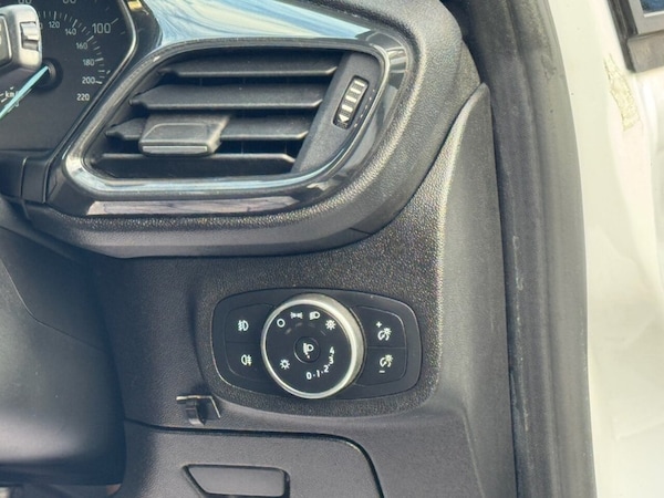 Used Ford Fiesta 2018 for sale - 76333792: Photo 28